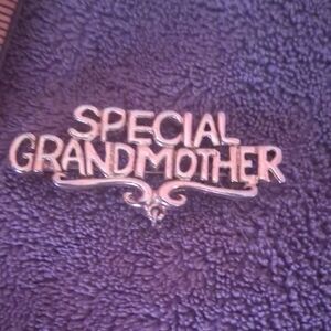 Silver 'Special Grandmother' Brooch